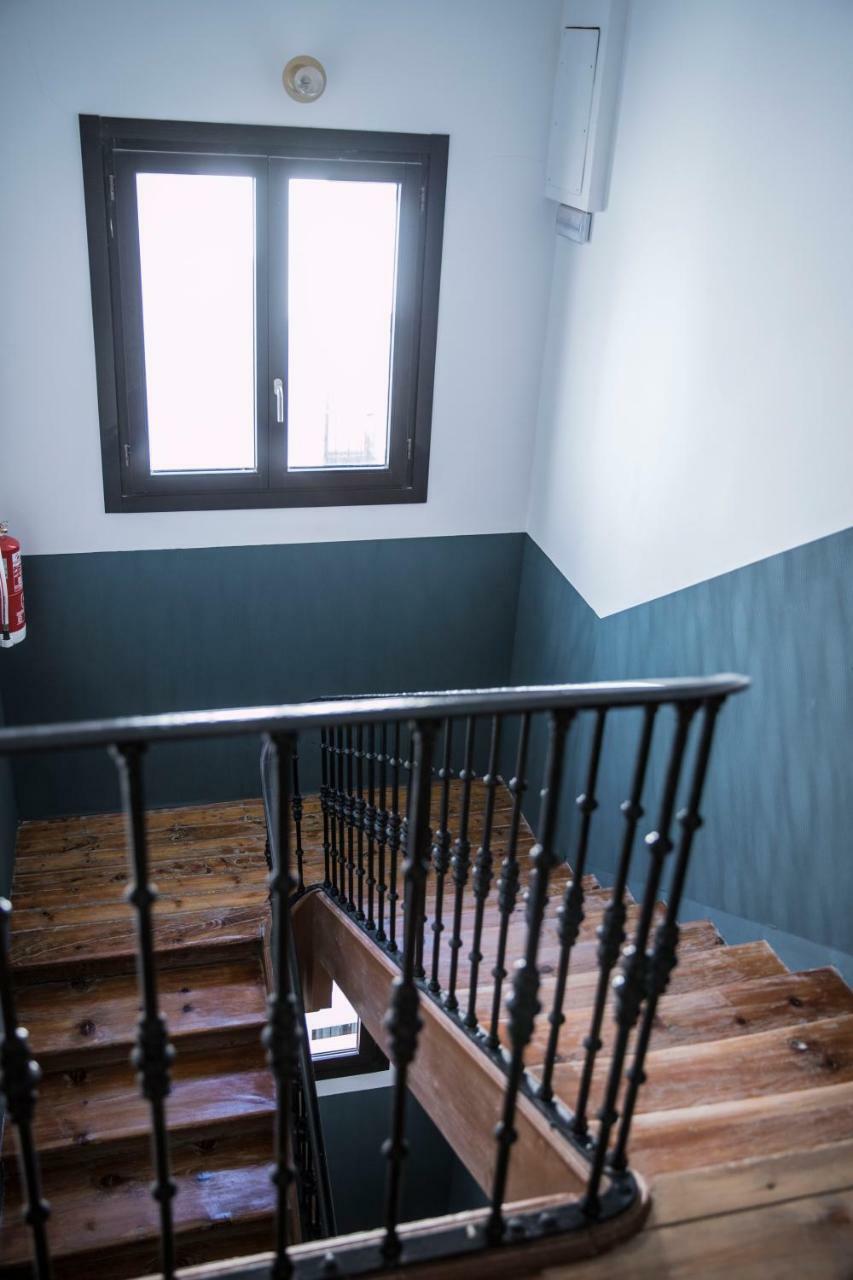 Welcomer Apartments La Latina Madrid Luaran gambar